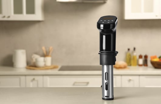 ‎Sous-vide cooking device